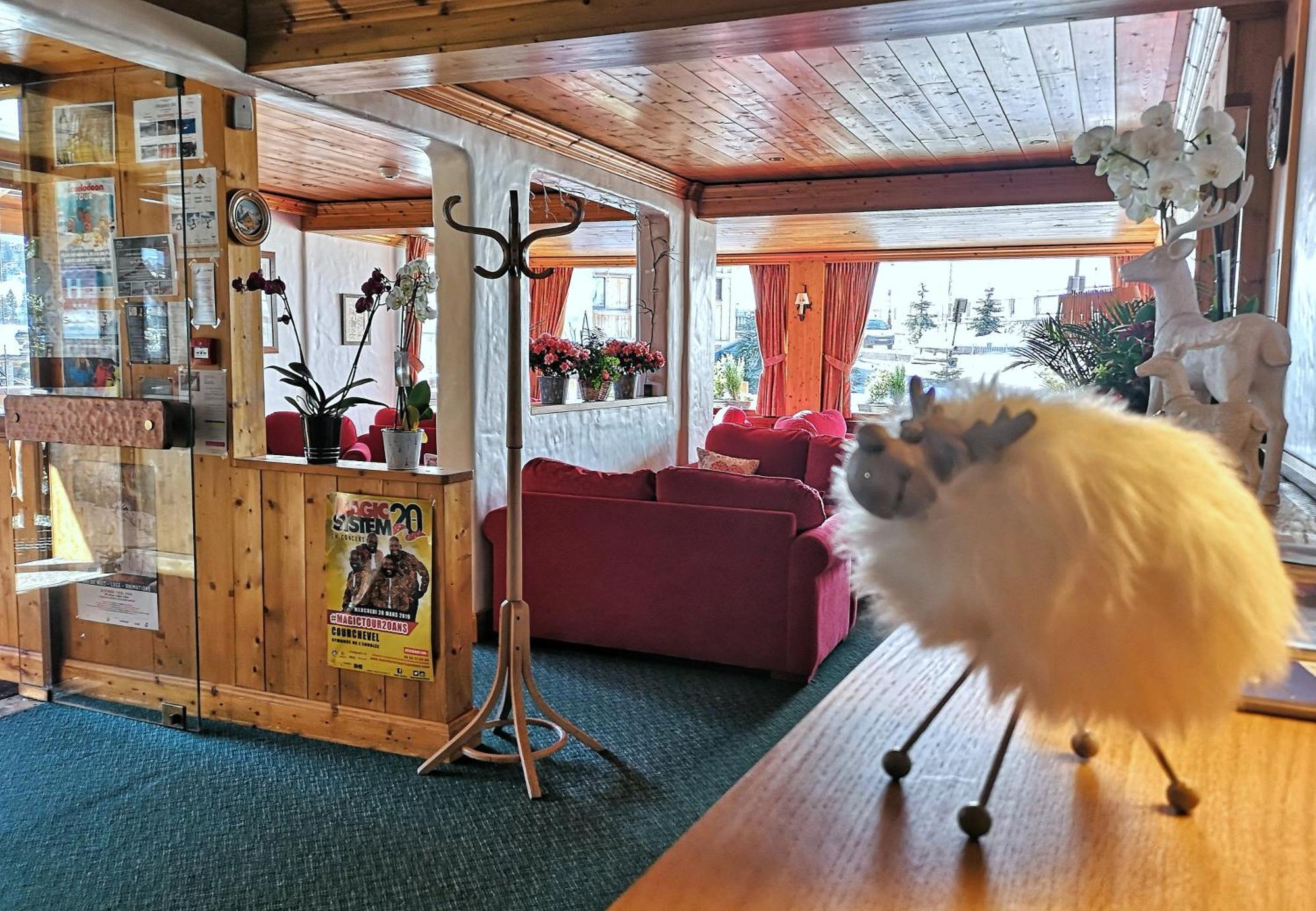 Hotel Les Flocons Куршевель Экстерьер фото